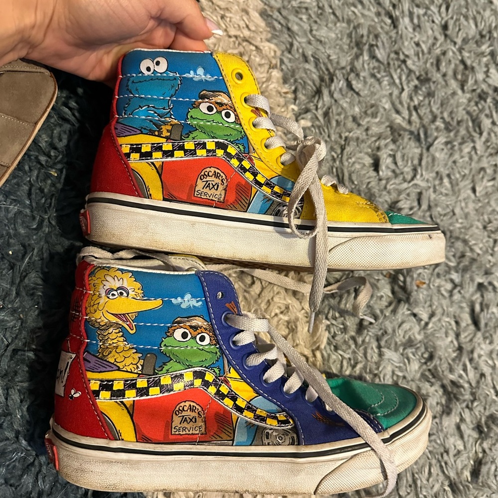 Vans x Sesame Street x Sk8-Hi’ Oscar’s Taxi Service High Top Sneakers